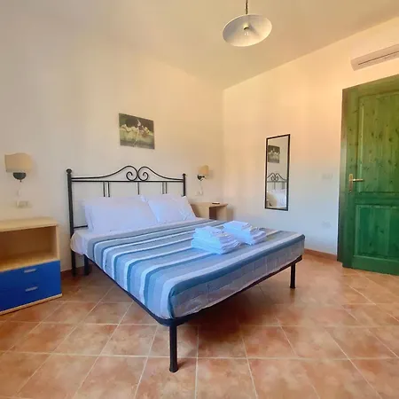 Apartment Sos Alinos - - Orosei - 4 Cala Liberotto